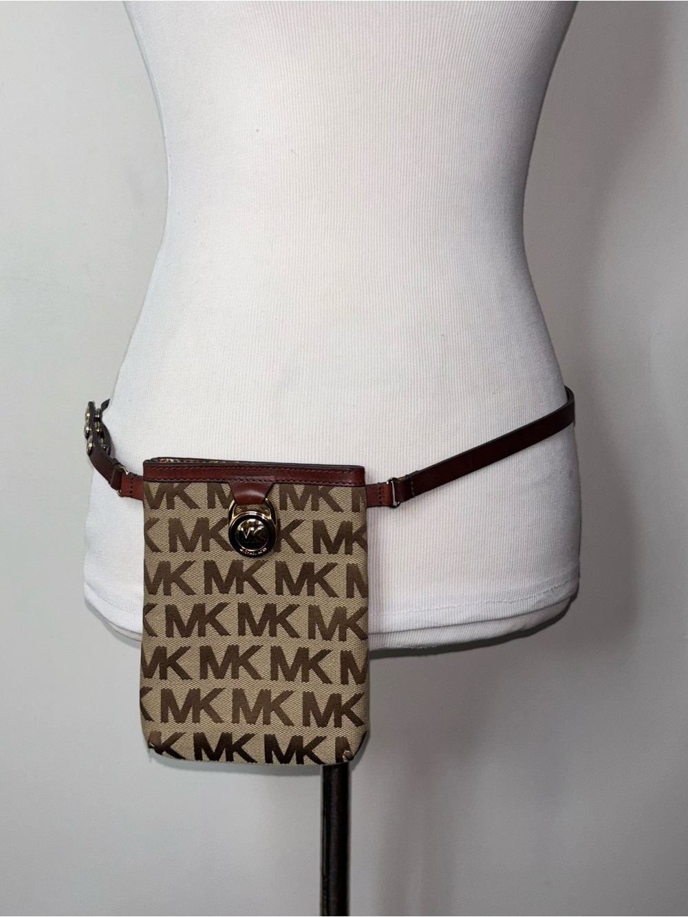 Michael Kors Brown MK Signature Fanny Pack Belt Bag Leather Strap Size M